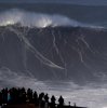 -sebastian-steudtner-germany-drops-large-wave-praia-norte-nazare.jpg